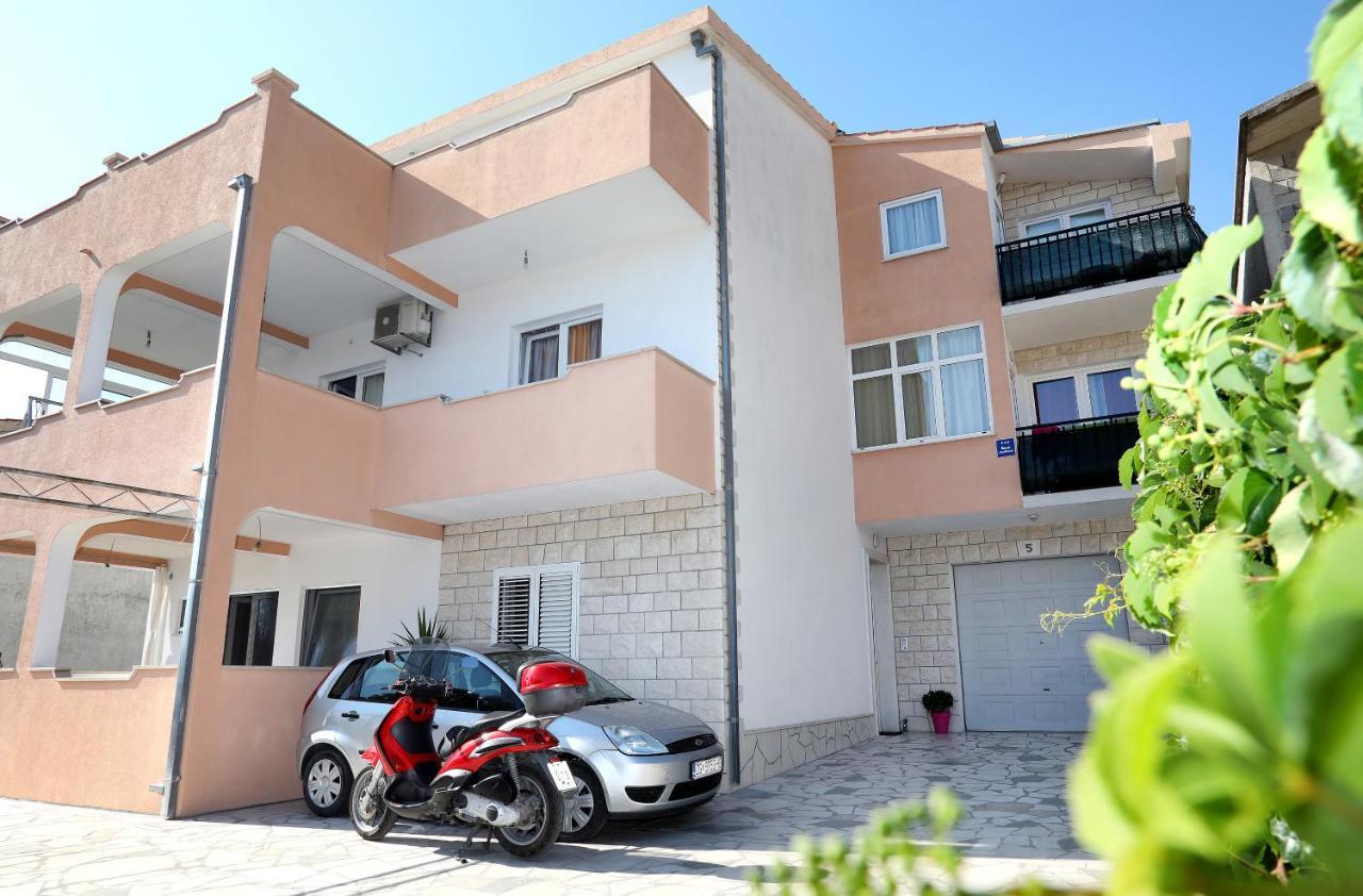 Apartment Ivan Kaštel Sućurac Exteriör bild
