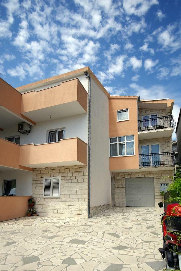 Apartment Ivan Kaštel Sućurac Exteriör bild