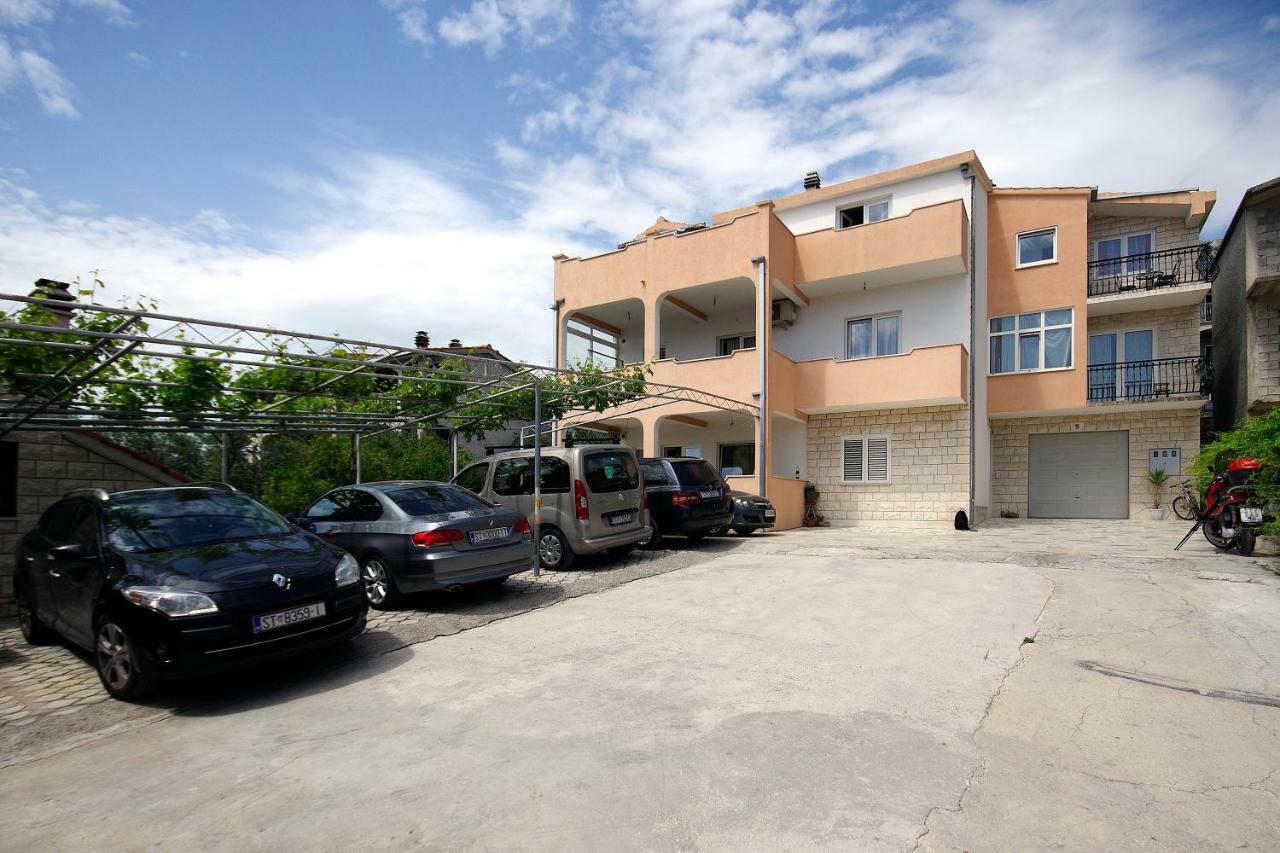 Apartment Ivan Kaštel Sućurac Exteriör bild