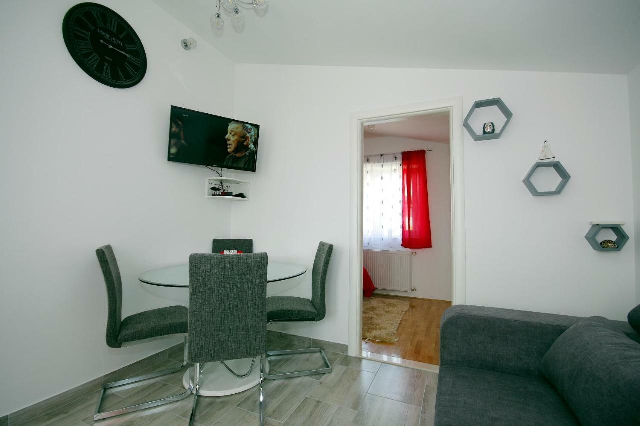 Apartment Ivan Kaštel Sućurac Exteriör bild