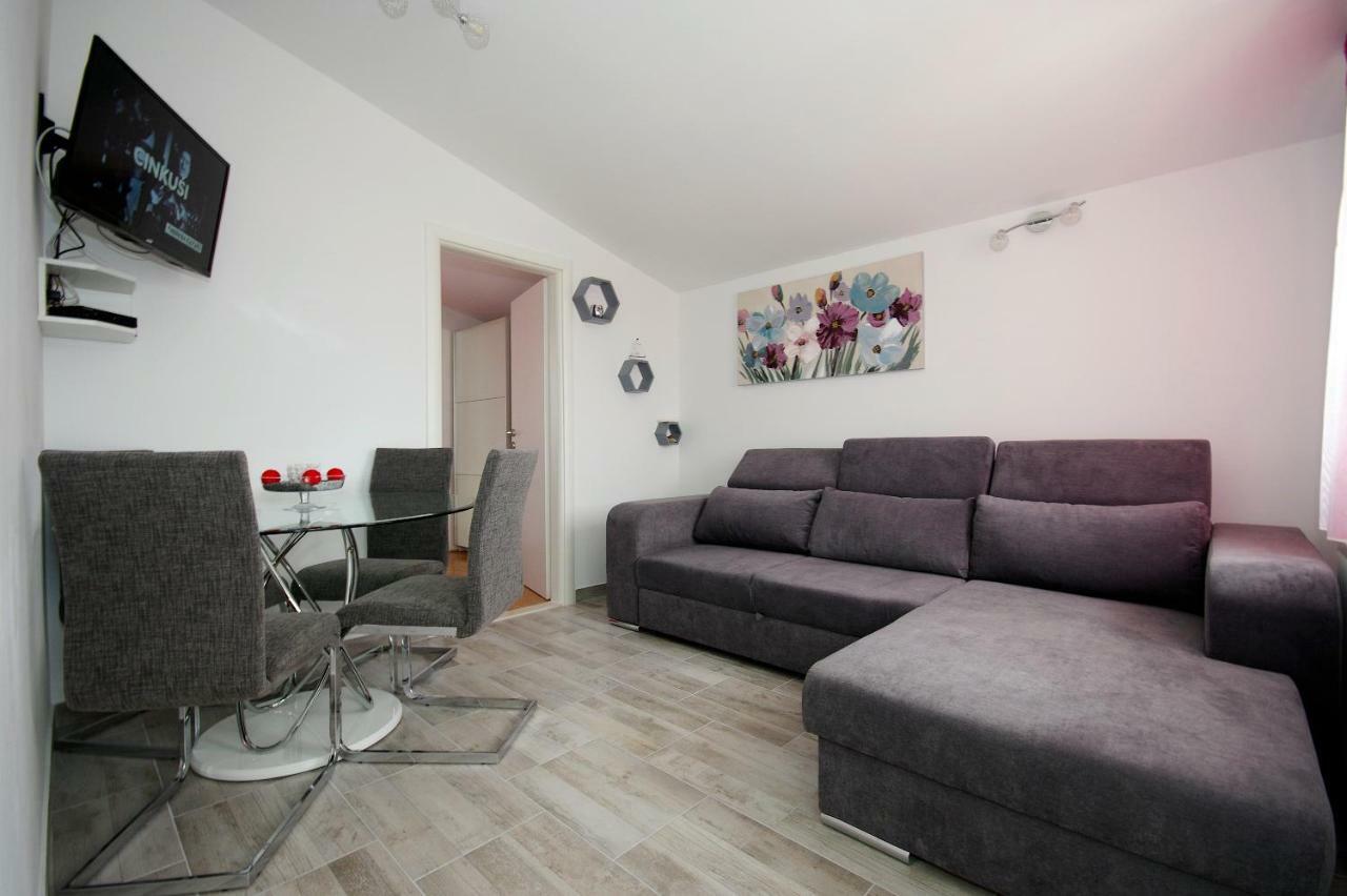 Apartment Ivan Kaštel Sućurac Exteriör bild