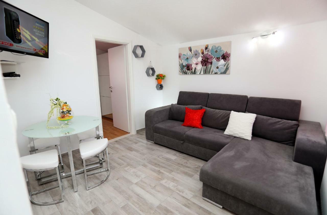 Apartment Ivan Kaštel Sućurac Exteriör bild